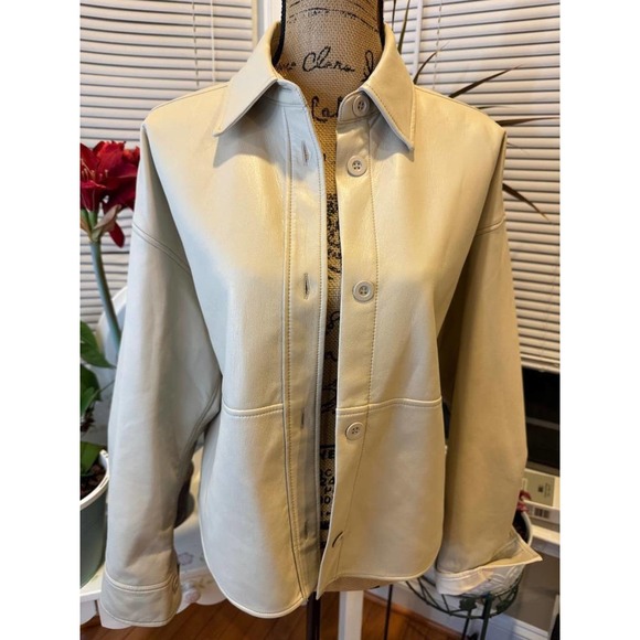 Babaton IVORY Pelli Hip Shirt Jacket Relaxed Vegan Leather jacket small (ja400